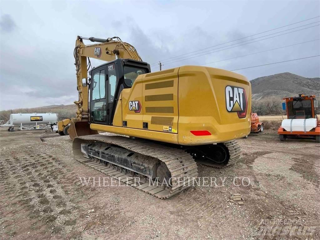 CAT 323 CF Rupsgraafmachines