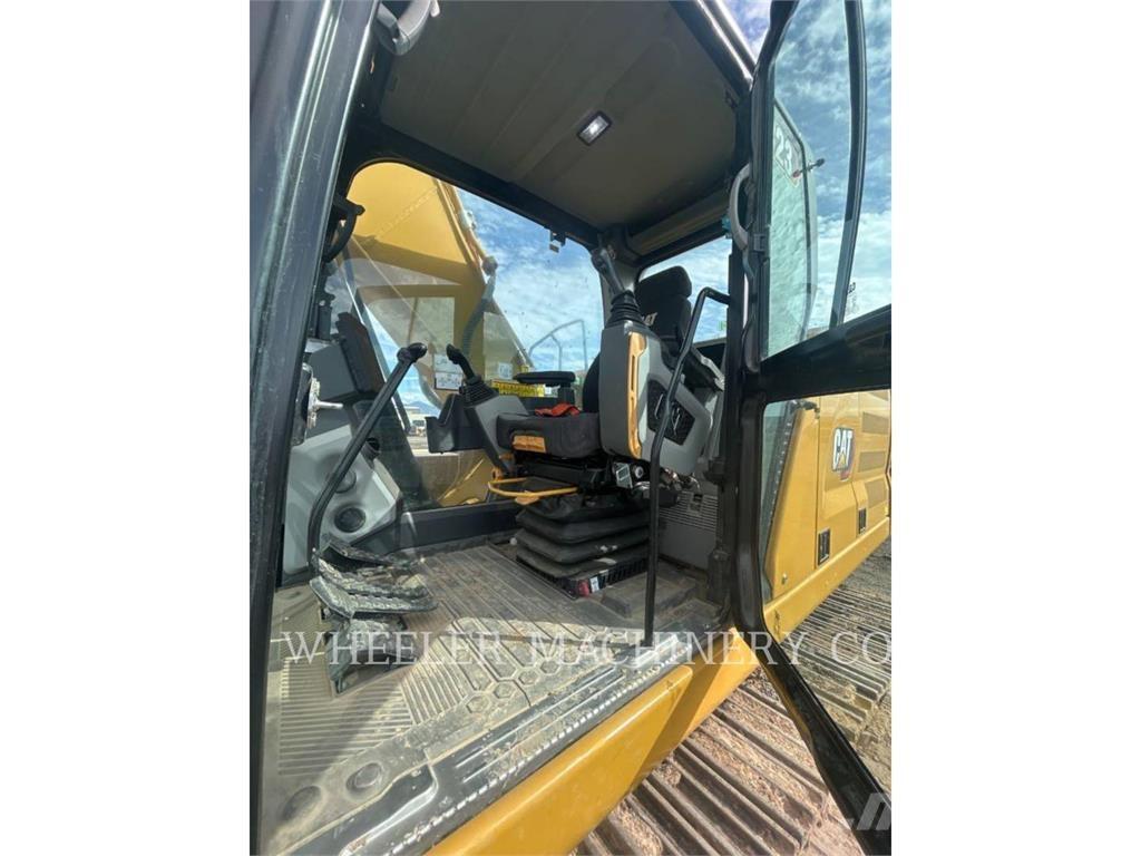 CAT 323 CF Rupsgraafmachines