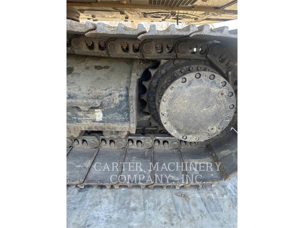 CAT 323 TC Rupsgraafmachines