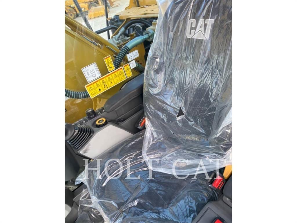 CAT 323 TC Rupsgraafmachines