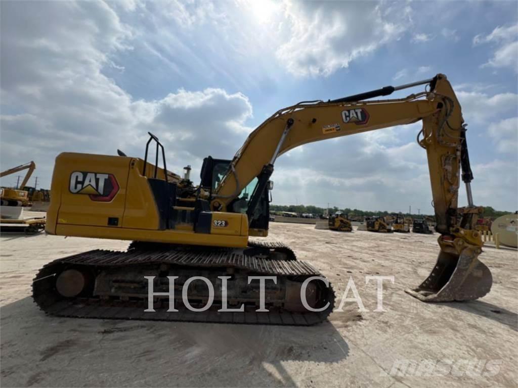 CAT 323 TC Rupsgraafmachines