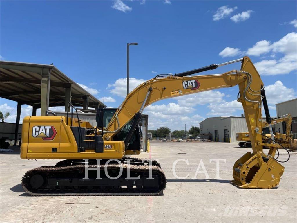 CAT 323 TC Rupsgraafmachines