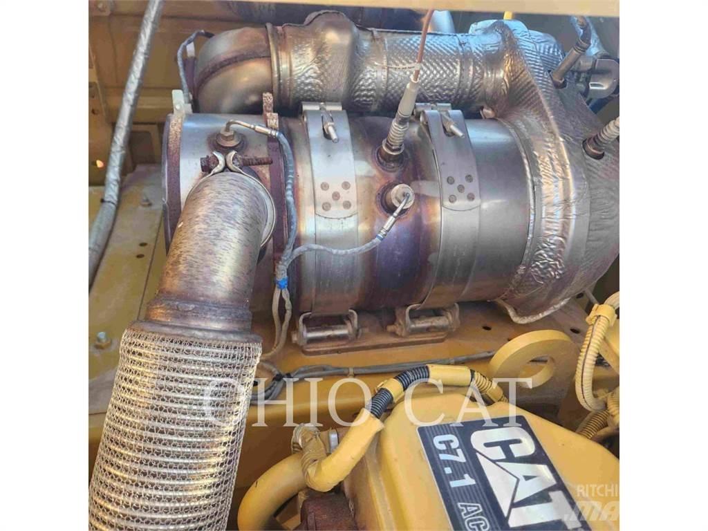 CAT 32307 Rupsgraafmachines