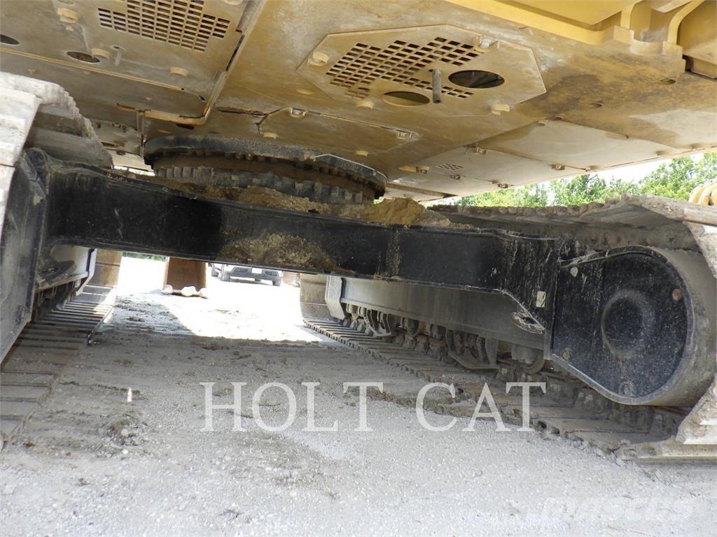 CAT 32307 Rupsgraafmachines