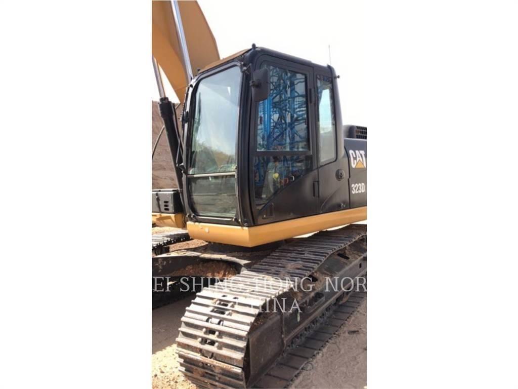 CAT 323D2L Rupsgraafmachines