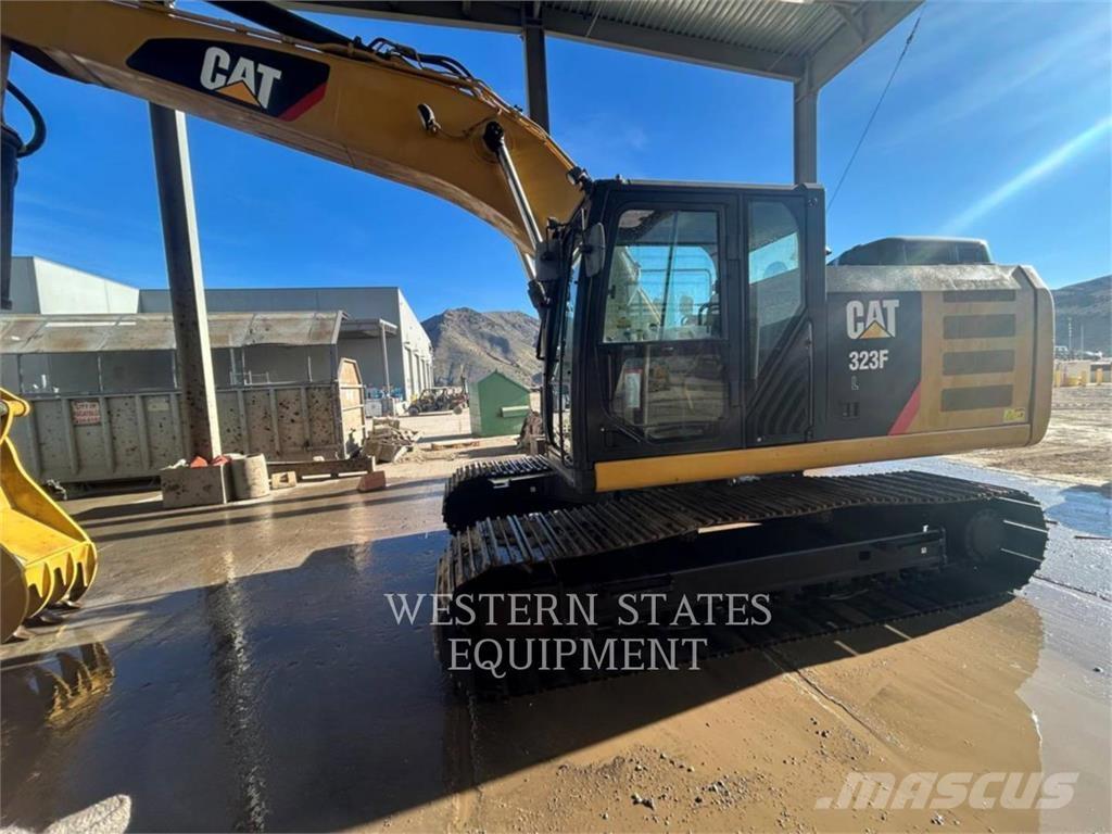 CAT 323F Rupsgraafmachines