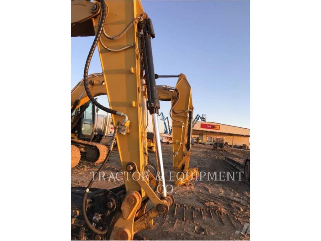 CAT 323F L Rupsgraafmachines