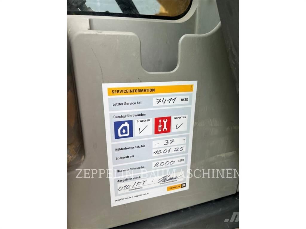 CAT 323FL Rupsgraafmachines