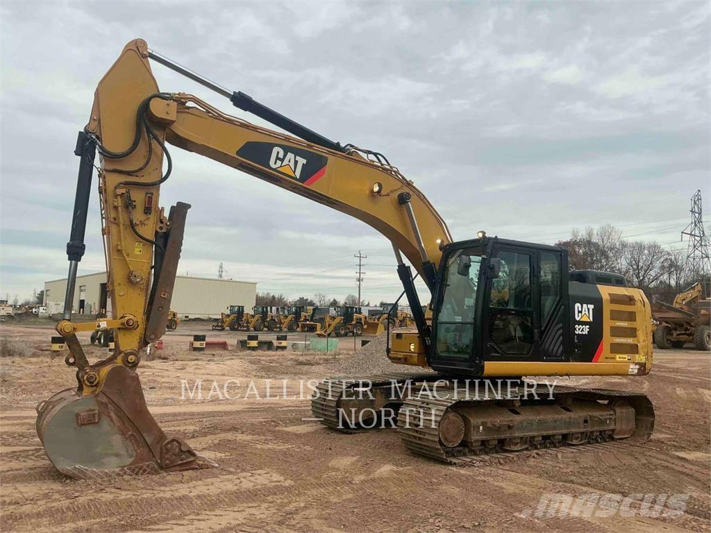 CAT 323FL PT Rupsgraafmachines