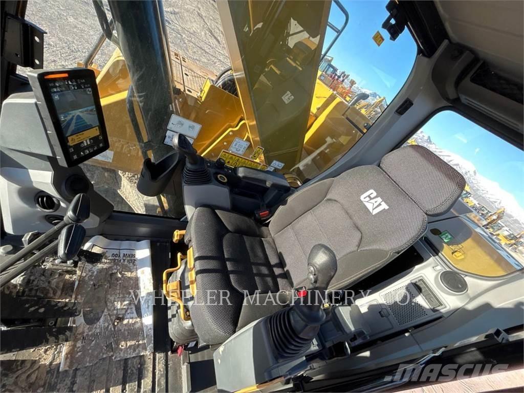 CAT 325 TH Rupsgraafmachines