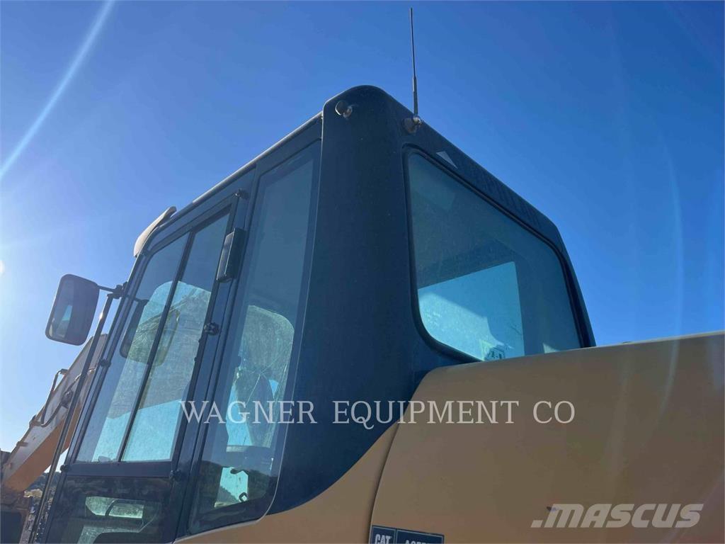 CAT 325DL Rupsgraafmachines