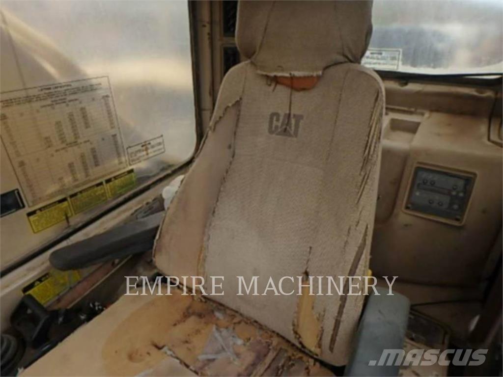CAT 325L Rupsgraafmachines