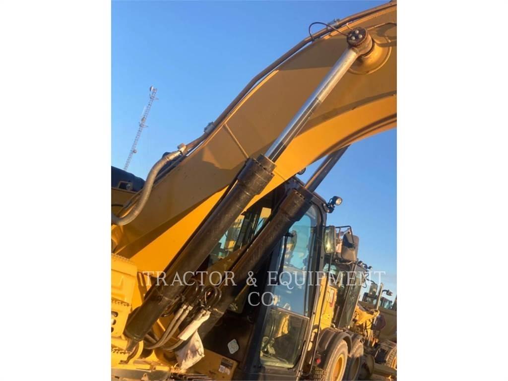 CAT 326F L Rupsgraafmachines