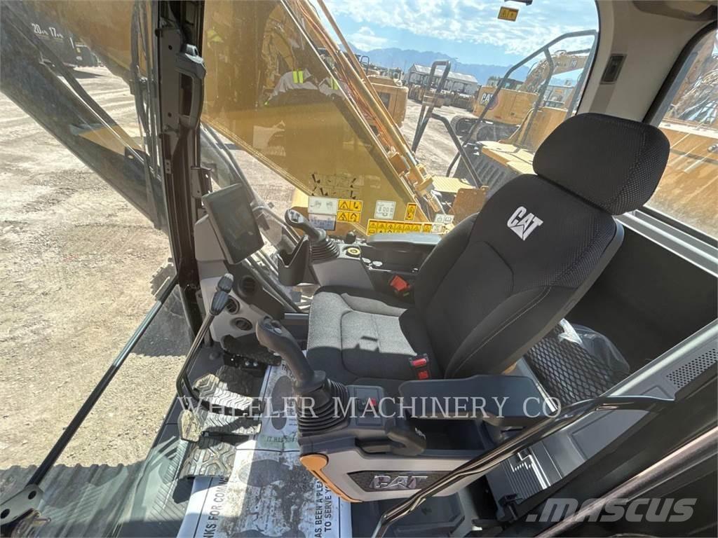 CAT 330 Rupsgraafmachines