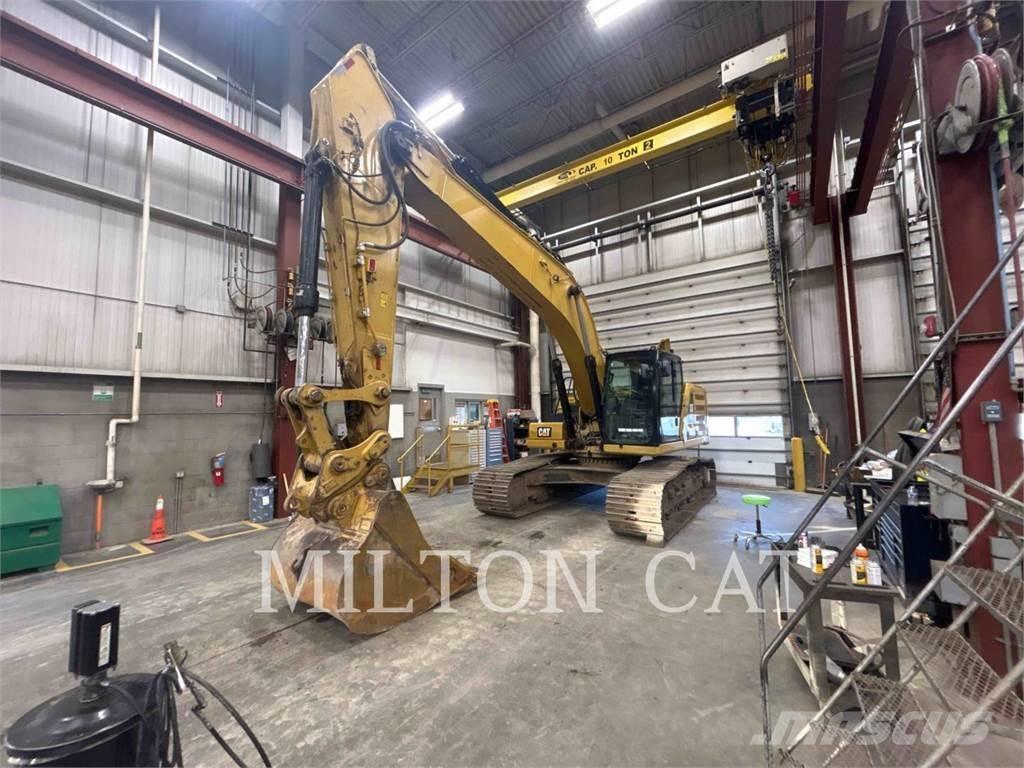 CAT 330 Rupsgraafmachines