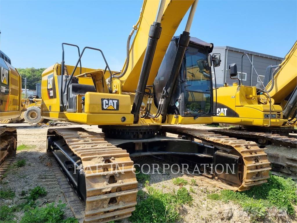 CAT 330-07 Rupsgraafmachines