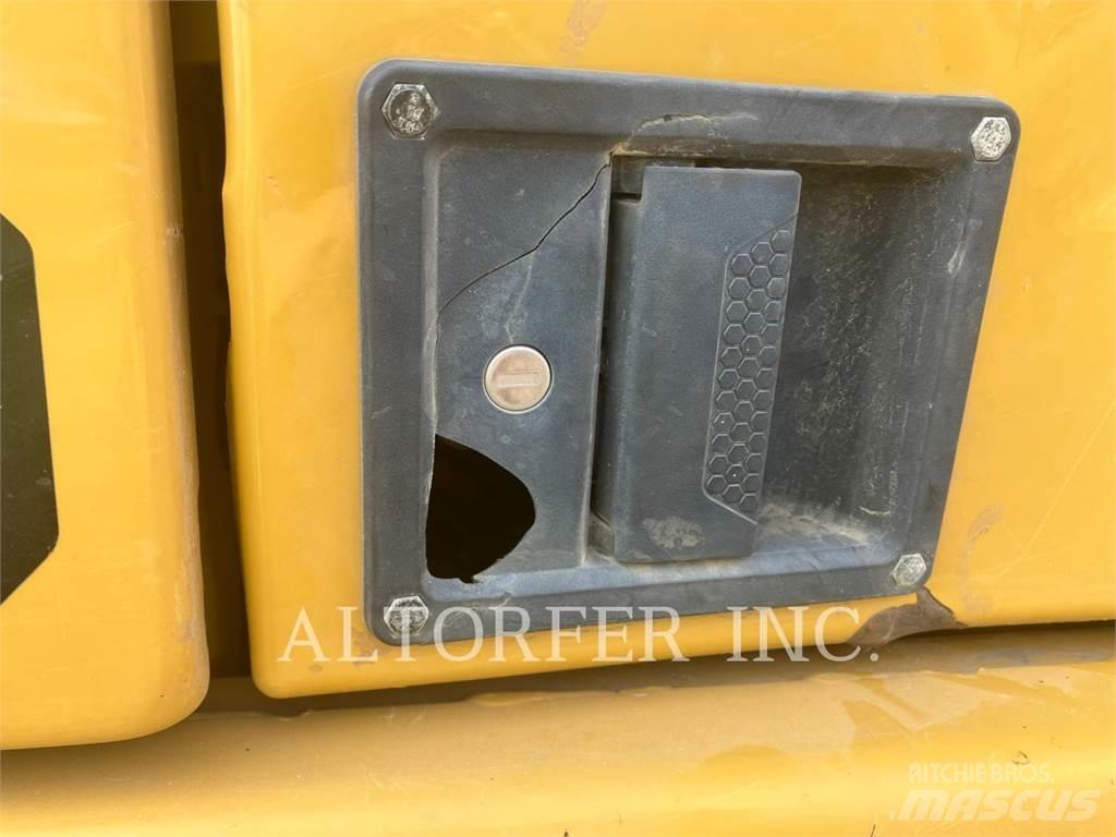 CAT 330-07 Rupsgraafmachines