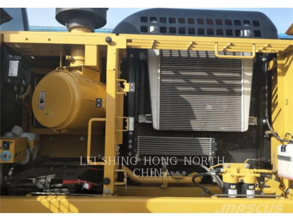 CAT 330-07 Rupsgraafmachines