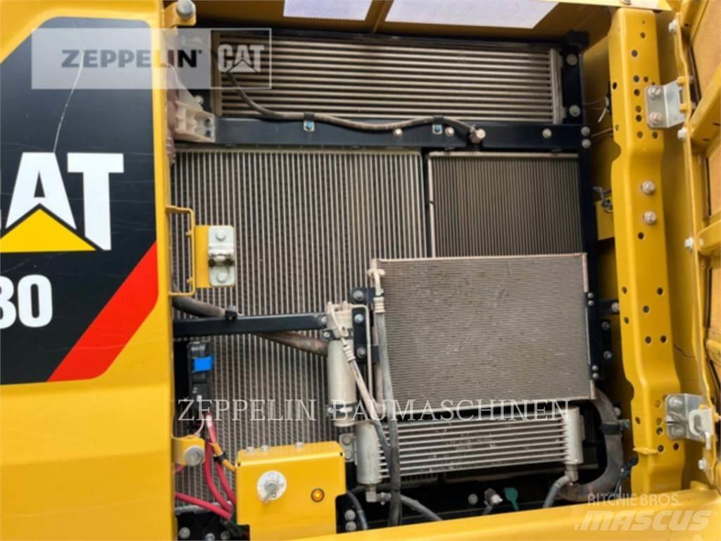 CAT 330-07A Rupsgraafmachines