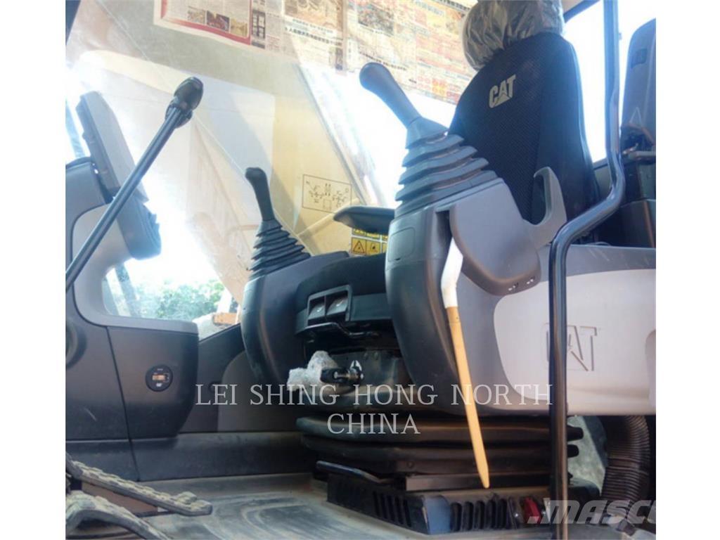 CAT 330D2L Rupsgraafmachines