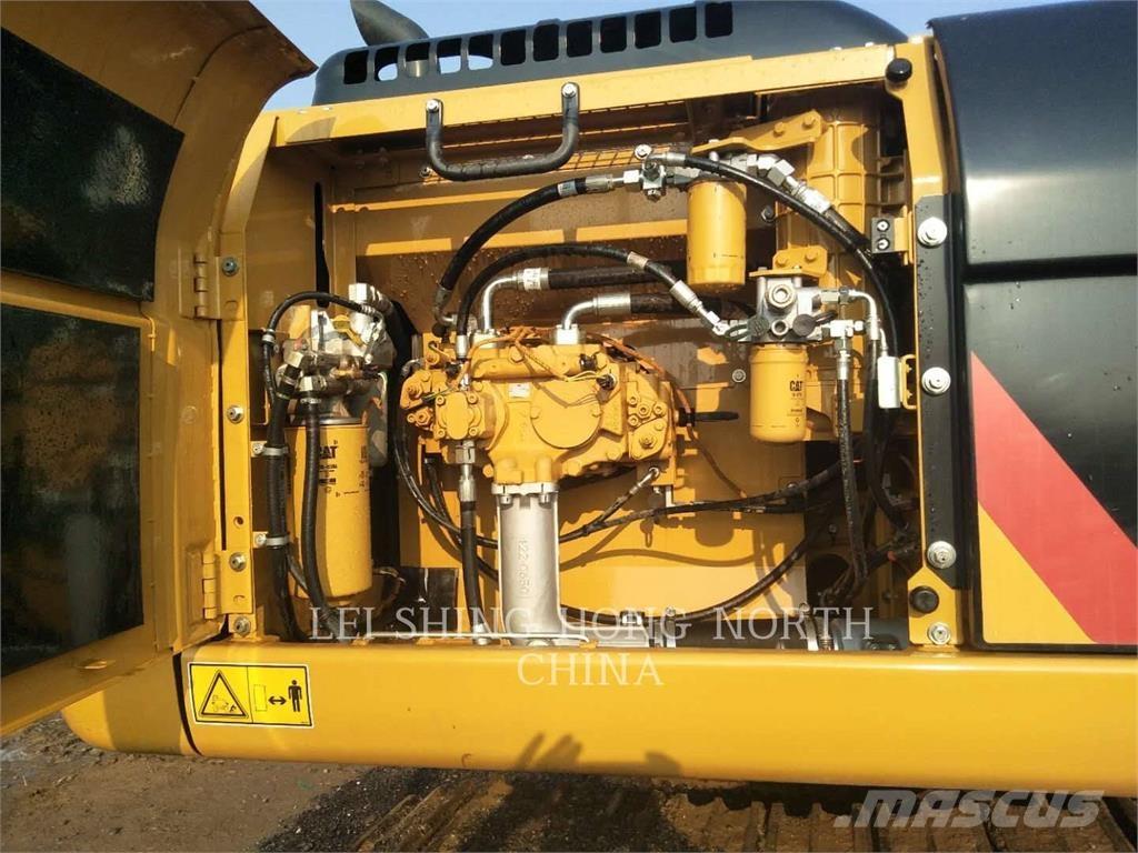 CAT 330D2L Rupsgraafmachines
