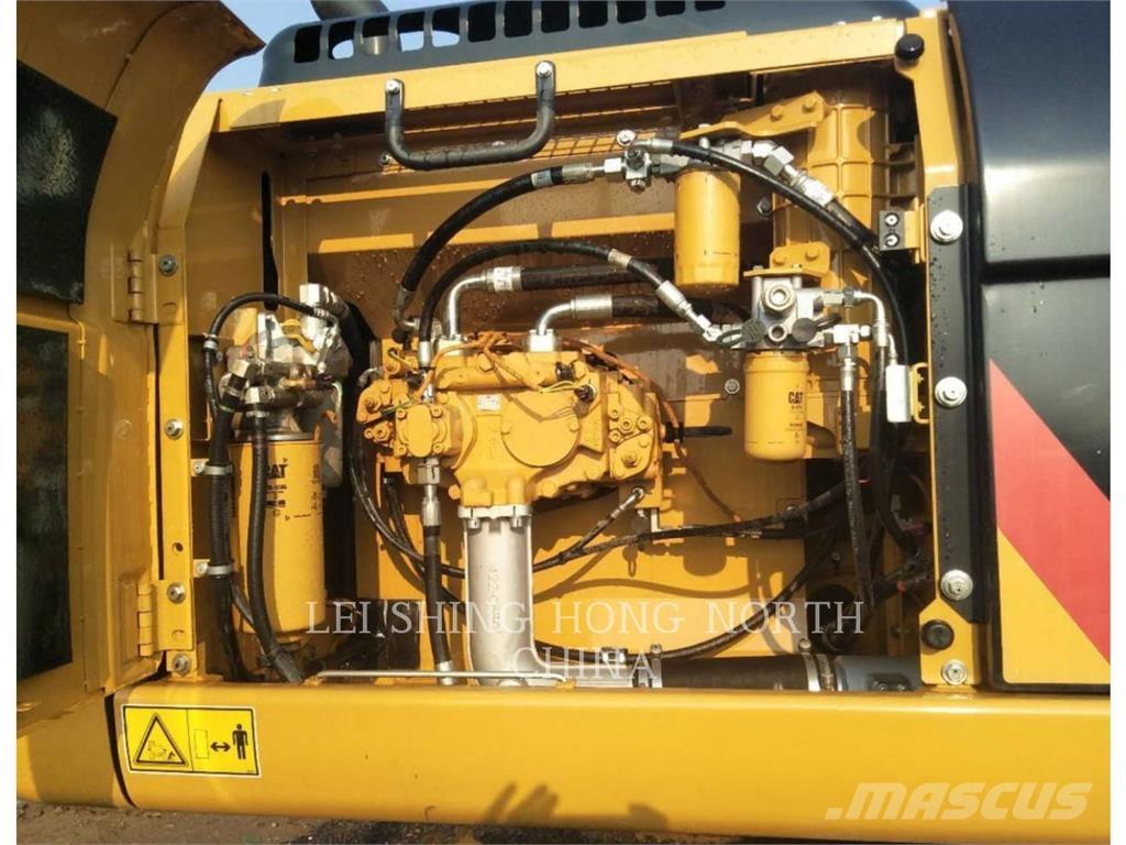 CAT 330D2L Rupsgraafmachines