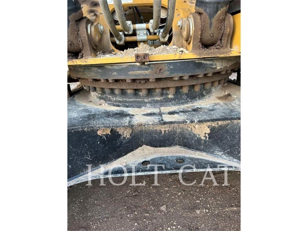 CAT 336 12 Rupsgraafmachines