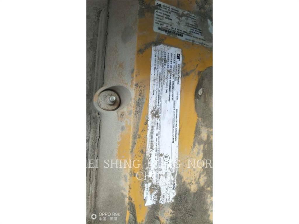 CAT 349D2 Rupsgraafmachines