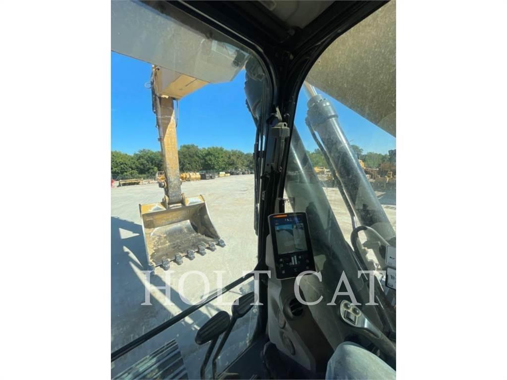 CAT 352 11 Rupsgraafmachines
