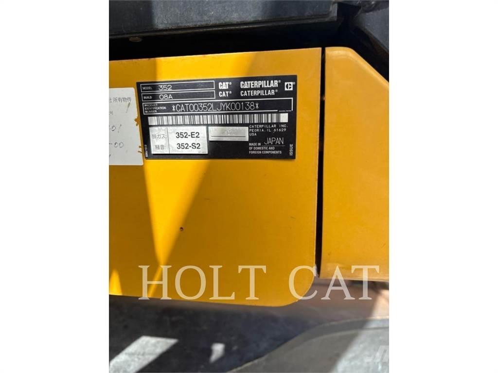 CAT 352 11 Rupsgraafmachines