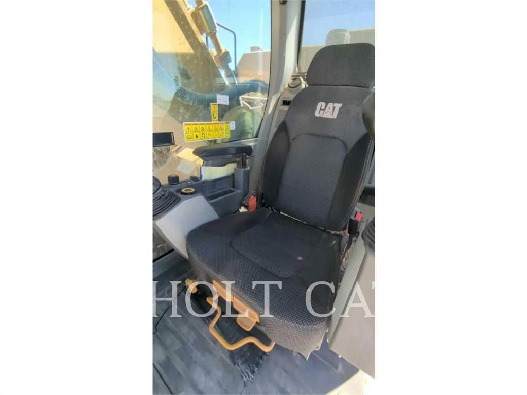 CAT 352 11 TC Rupsgraafmachines
