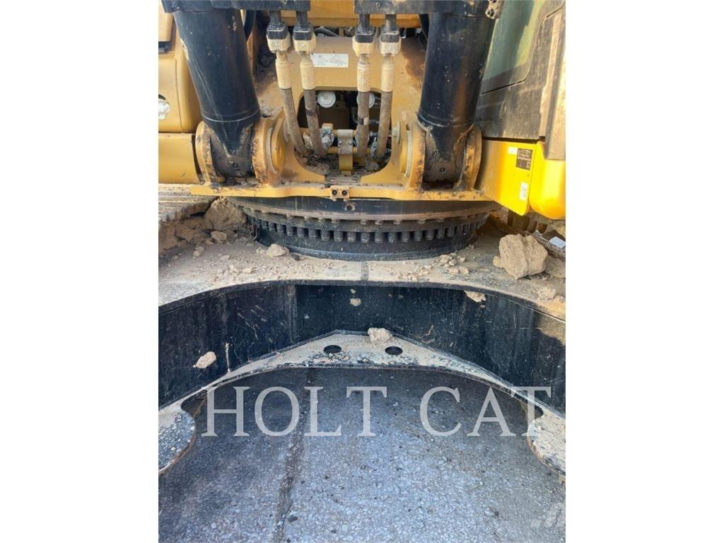 CAT 352 11 TC Rupsgraafmachines