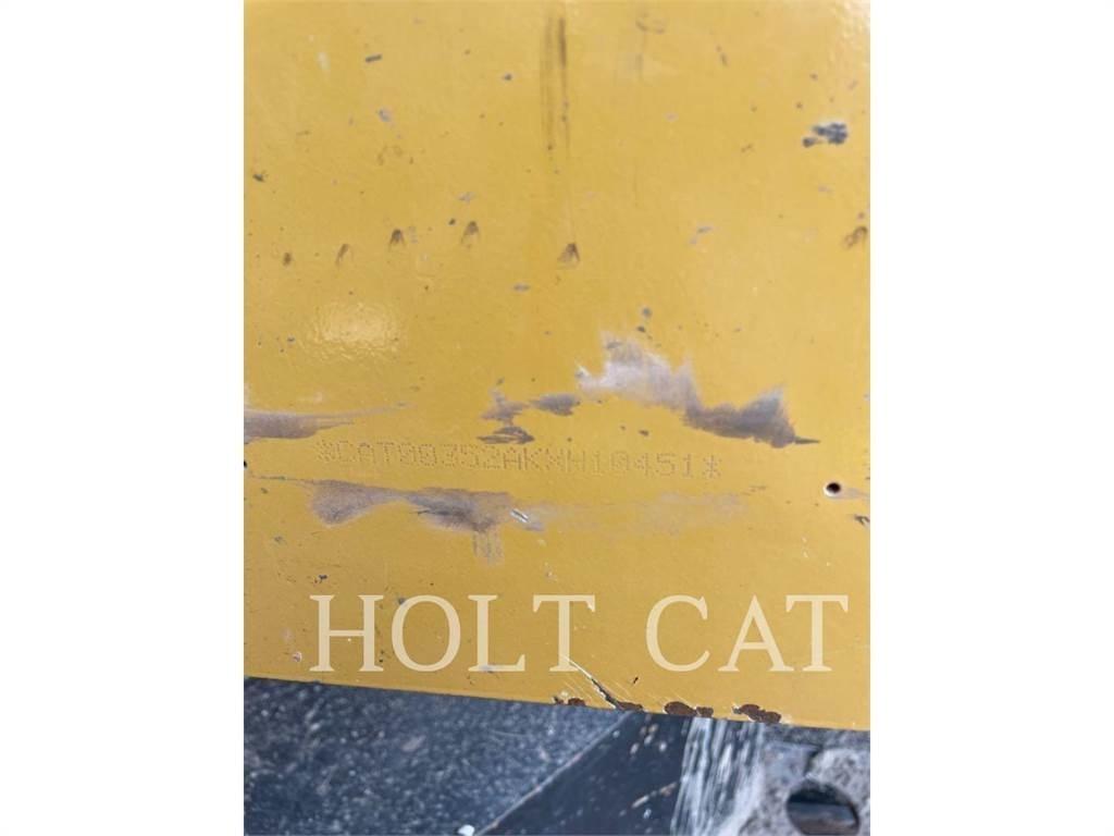 CAT 352 12 TC Rupsgraafmachines