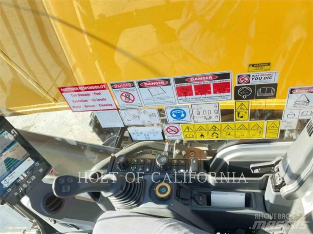 CAT 374 2D Rupsgraafmachines