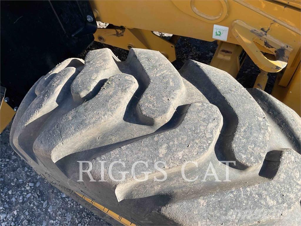 CAT 420 4AEM Graaf-laadcombinaties