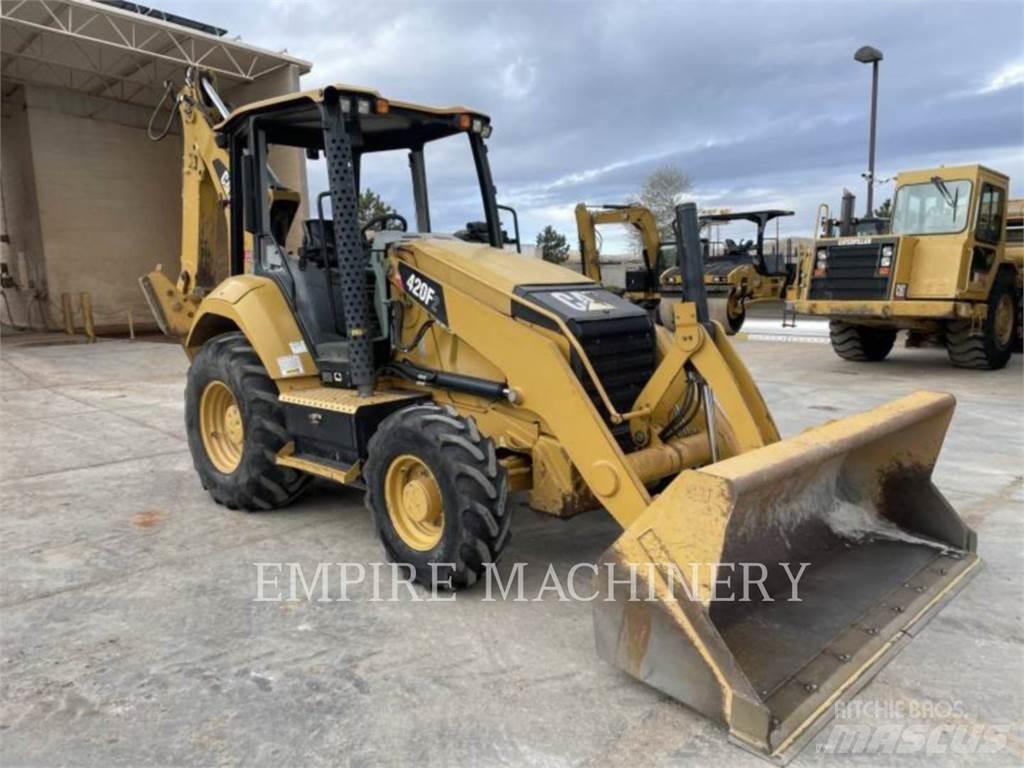 CAT 420F2 4EO Graaf-laadcombinaties
