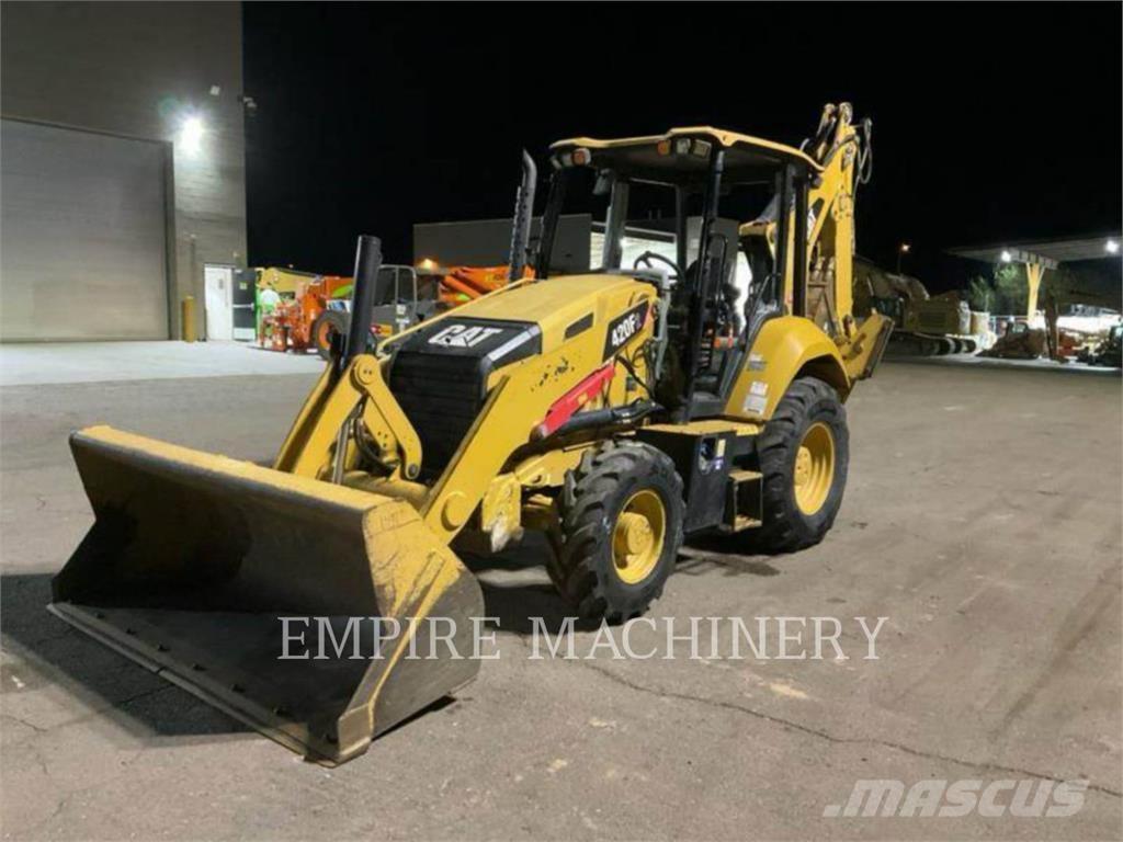 CAT 420F2 4EO Graaf-laadcombinaties