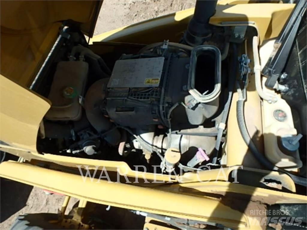 CAT 420XE AE4T Graaf-laadcombinaties