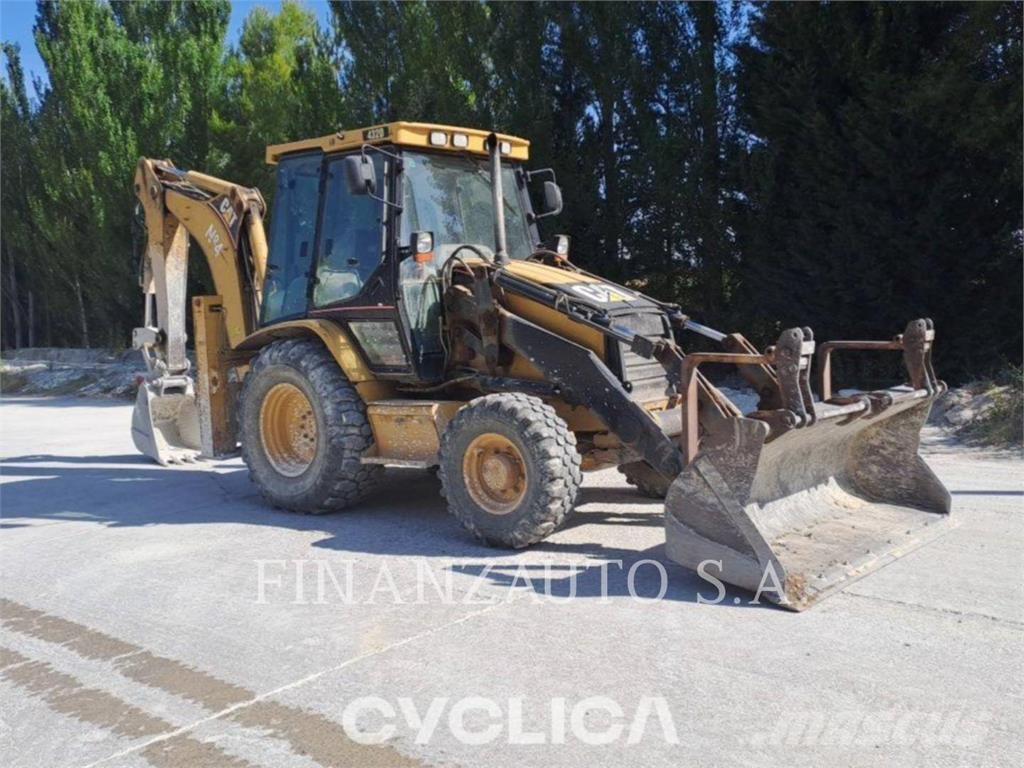 CAT 432DAA Graaf-laadcombinaties