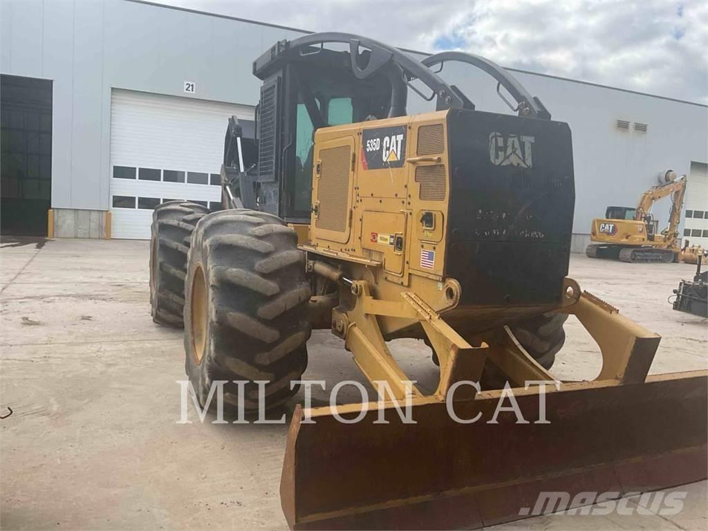CAT 535D Skidders