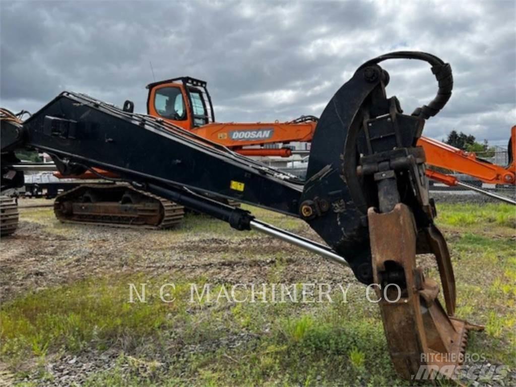 CAT 568FM LL Bosbouw tractoren