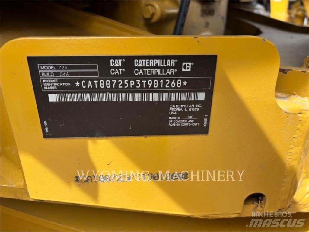 CAT 725 Knik dumptrucks