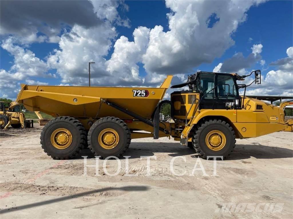 CAT 725 Knik dumptrucks