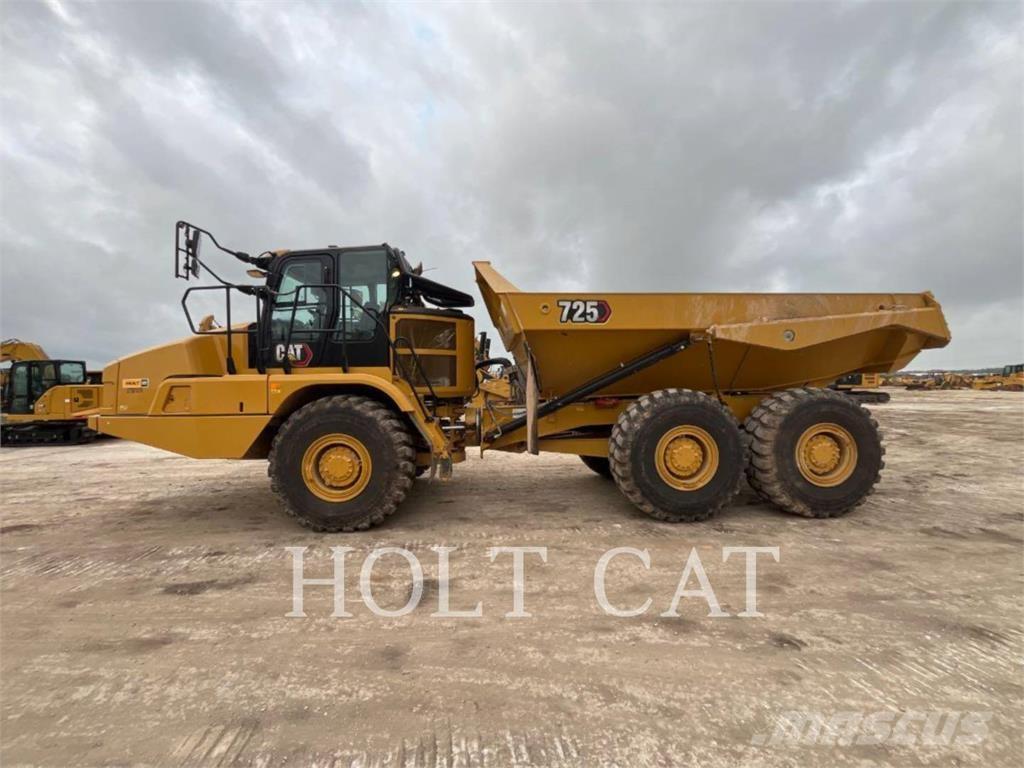 CAT 725 Knik dumptrucks