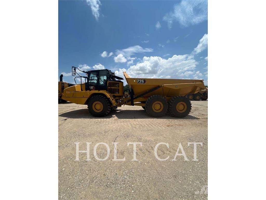 CAT 725 Knik dumptrucks