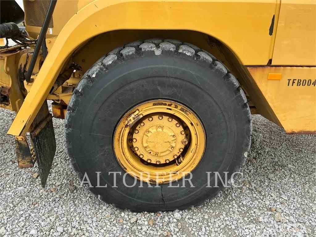CAT 725C Knik dumptrucks