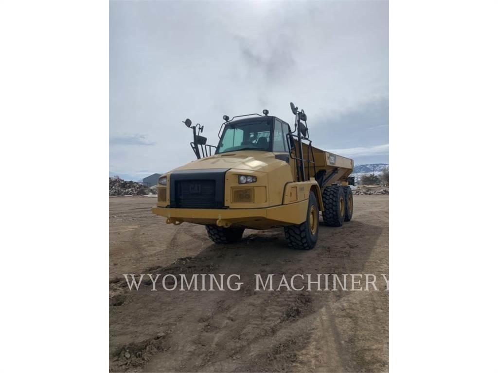 CAT 725C 2 Knik dumptrucks