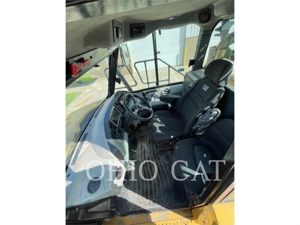 CAT 725C2 Knik dumptrucks