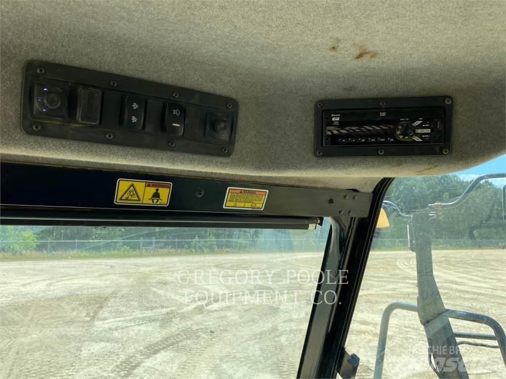CAT 725C2 Knik dumptrucks
