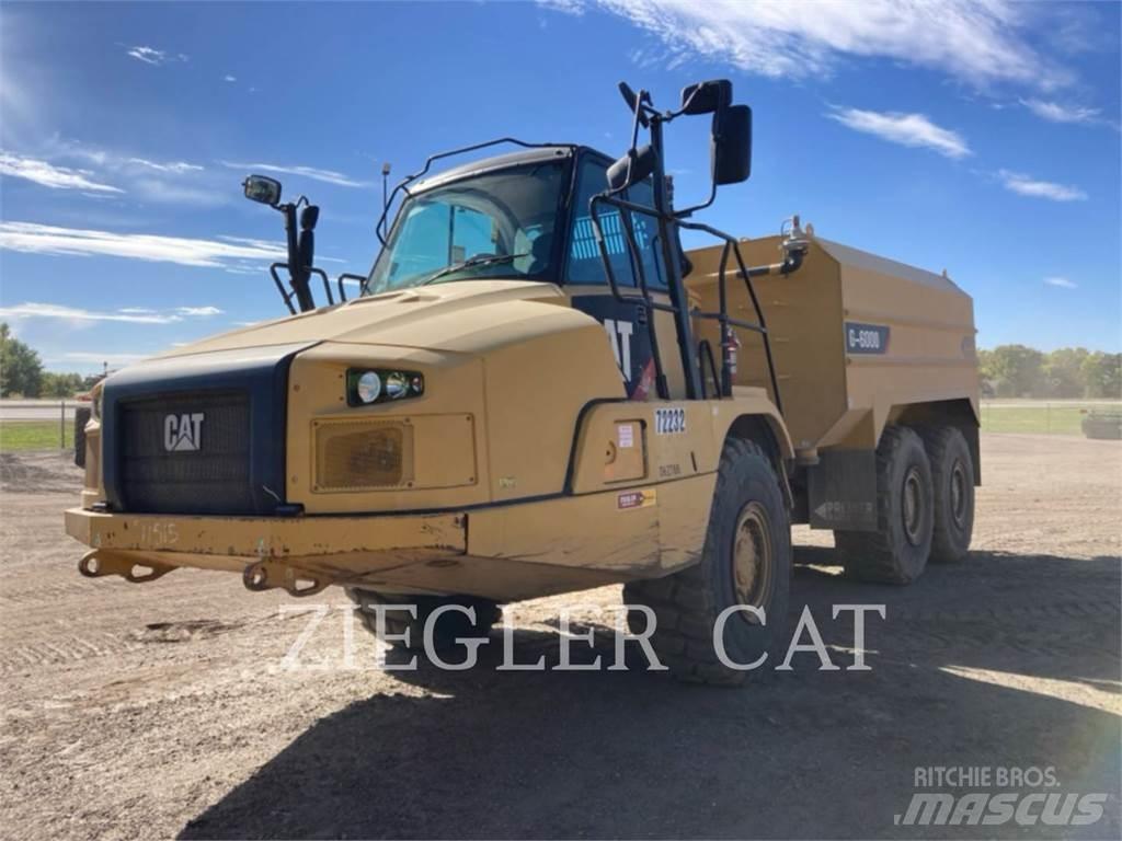 CAT 725CWT Tankwagen